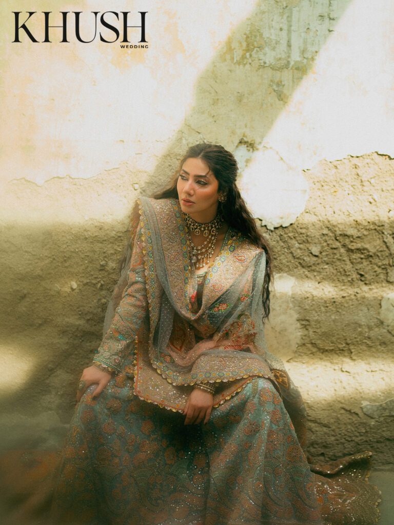 Mahira Khan, lehenga, Rimple & Harpreet, bridal wear, celebrity, Pakistan, super star, bridal couture