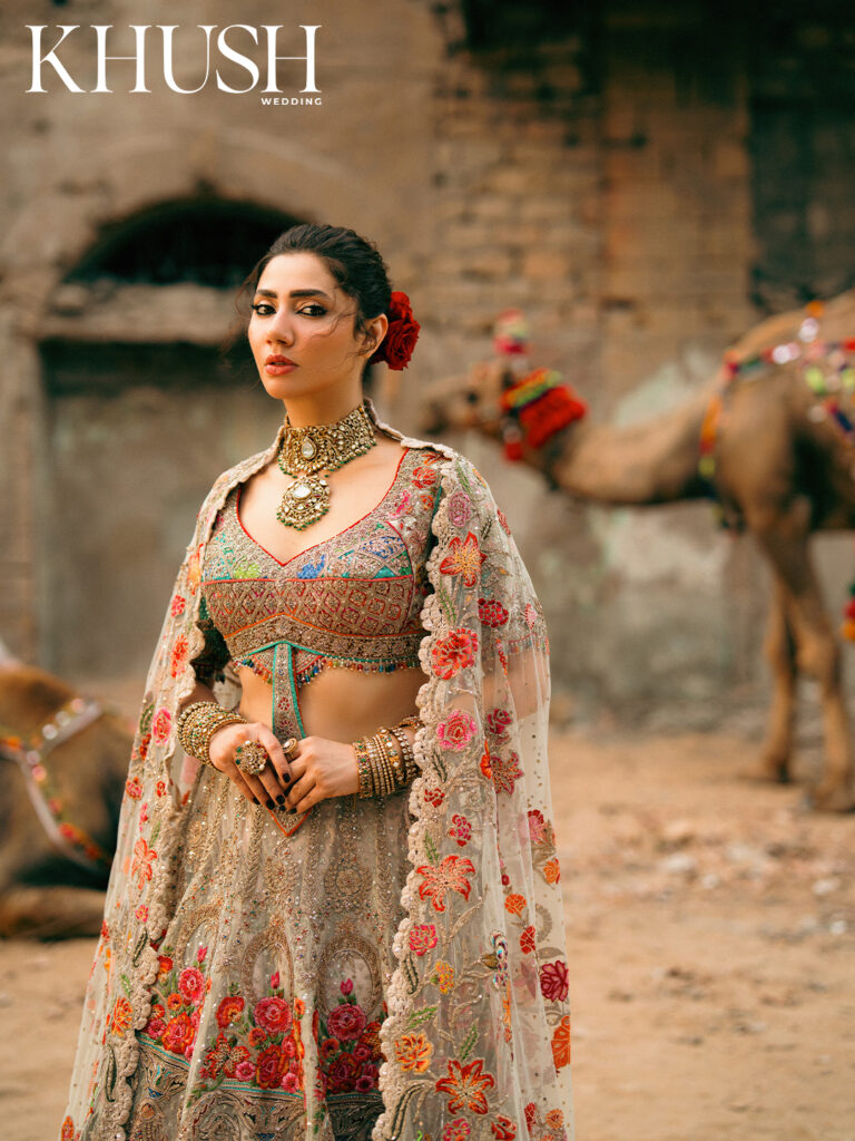 Mahira Khan, lehenga, Rimple & Harpreet, bridal wear, celebrity, Pakistan, super star, bridal couture