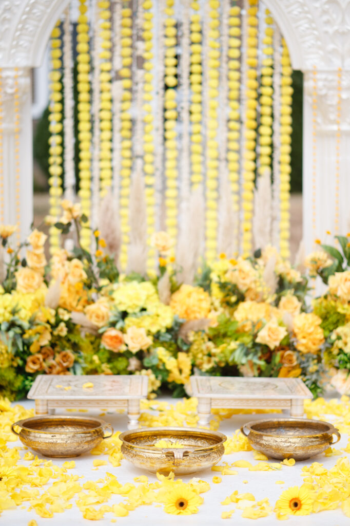 1SW Events, decor, decor ideas, haldi decor, haldi ideas