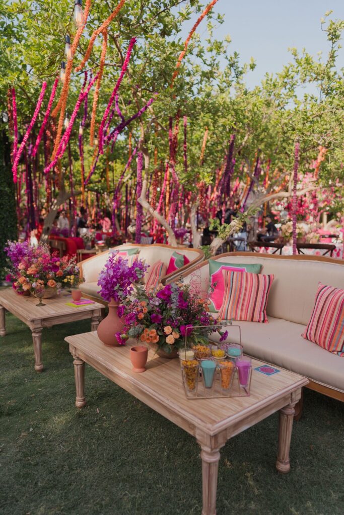 decor, decor ideas, mehndi decor, mehndi ideas, unique mehndi decor, flower ideas, wedding decor, pre-wedding decorations