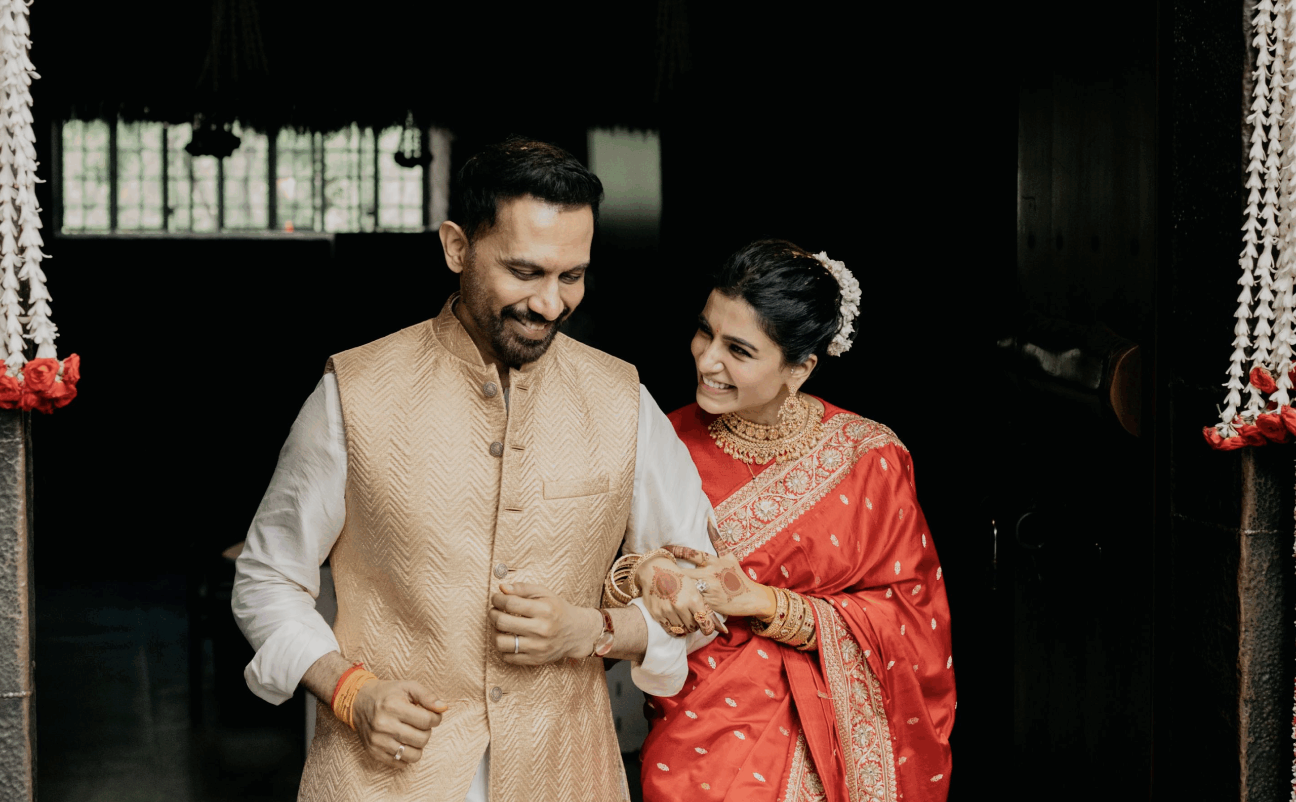 Samantha Ruth Prabhu, Raj Nidimoru, Samantha Ruth Prabhu wedding, Banarasi saree, bridal sari, celebrity wedding